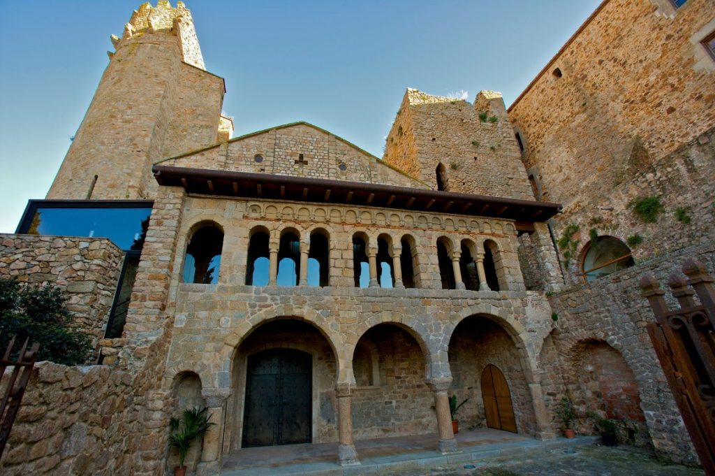 monasterio de sant feliu de guíxols