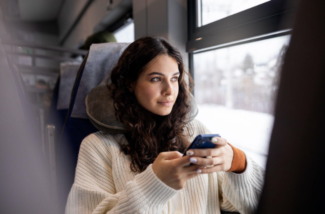 Cómo llegar a Sant Feliu de Guíxols en el aeropuerto, viajando cómodamente y planificando el trayecto.